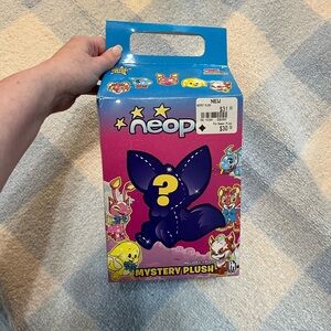Neopets Mystery Plush Box NWT